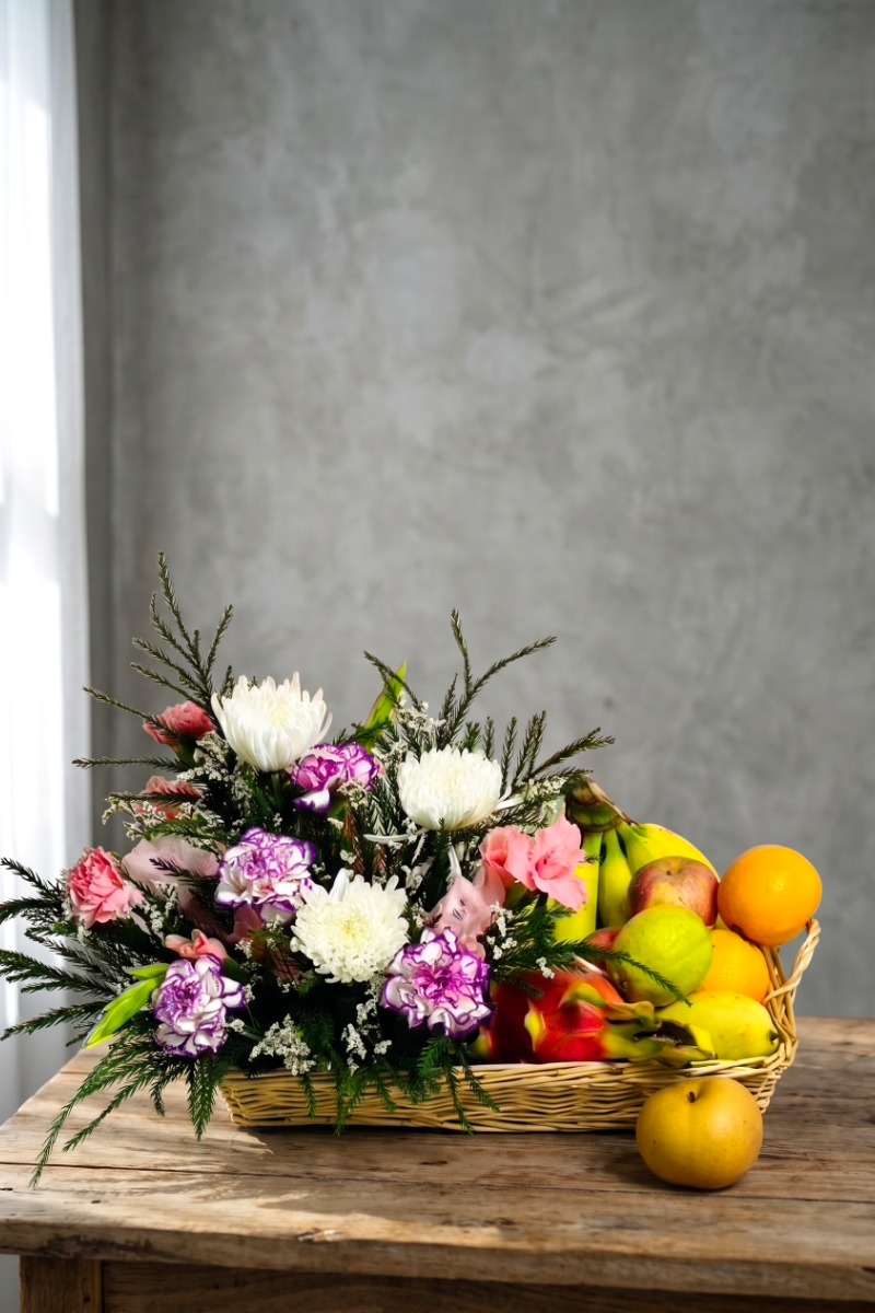 ofs-369-REVIEW2 Thoughtful Sympathy Basket - Image 1